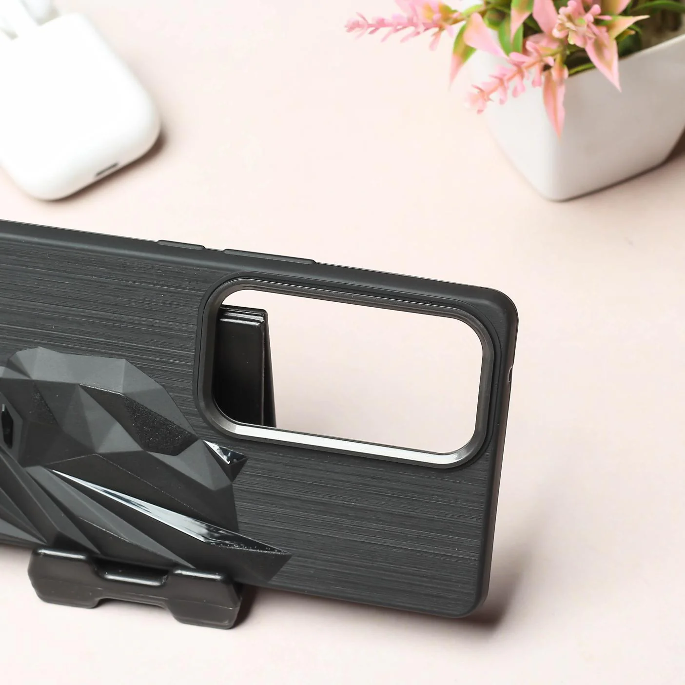 Superhero Engraved logo silicon Case for Vivo V30 Pro - Image 4