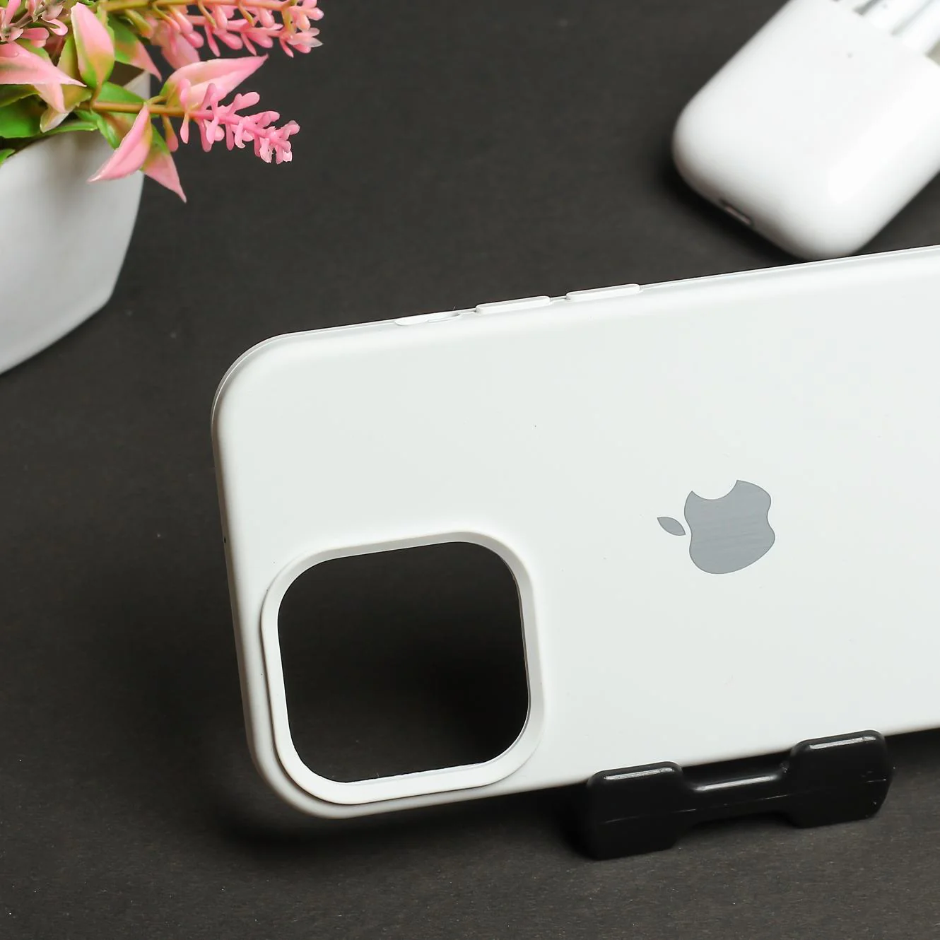 White Original Silicone case for Apple iPhone 11 Pro Max - Image 3