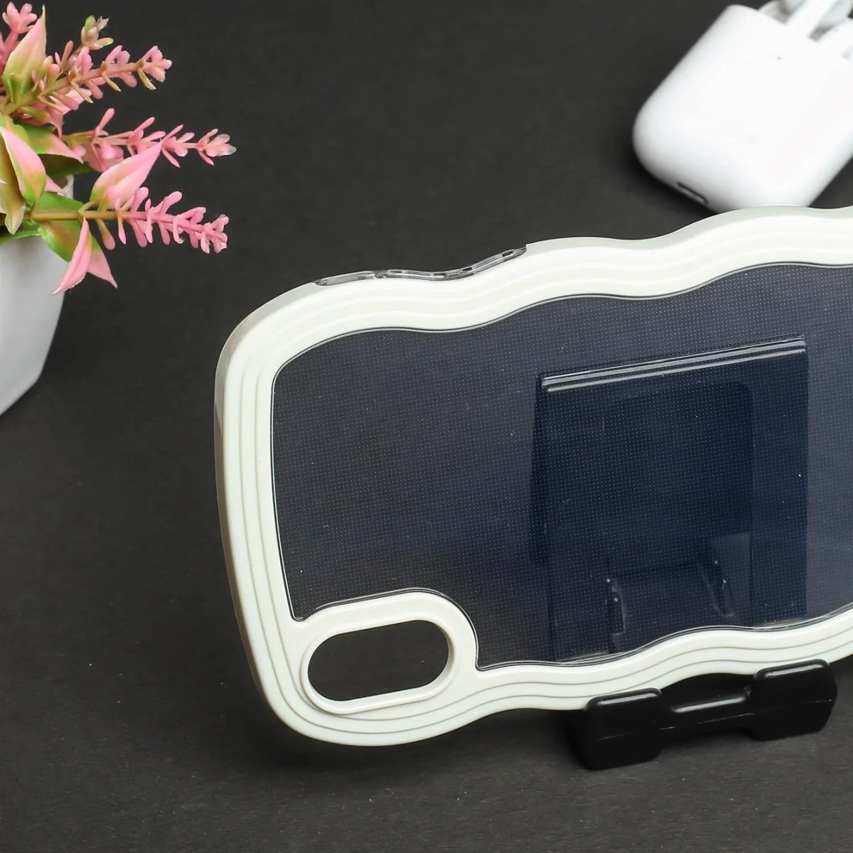 White Zig Zag Frame Silicon Case for Apple Iphone X\xs - Image 3