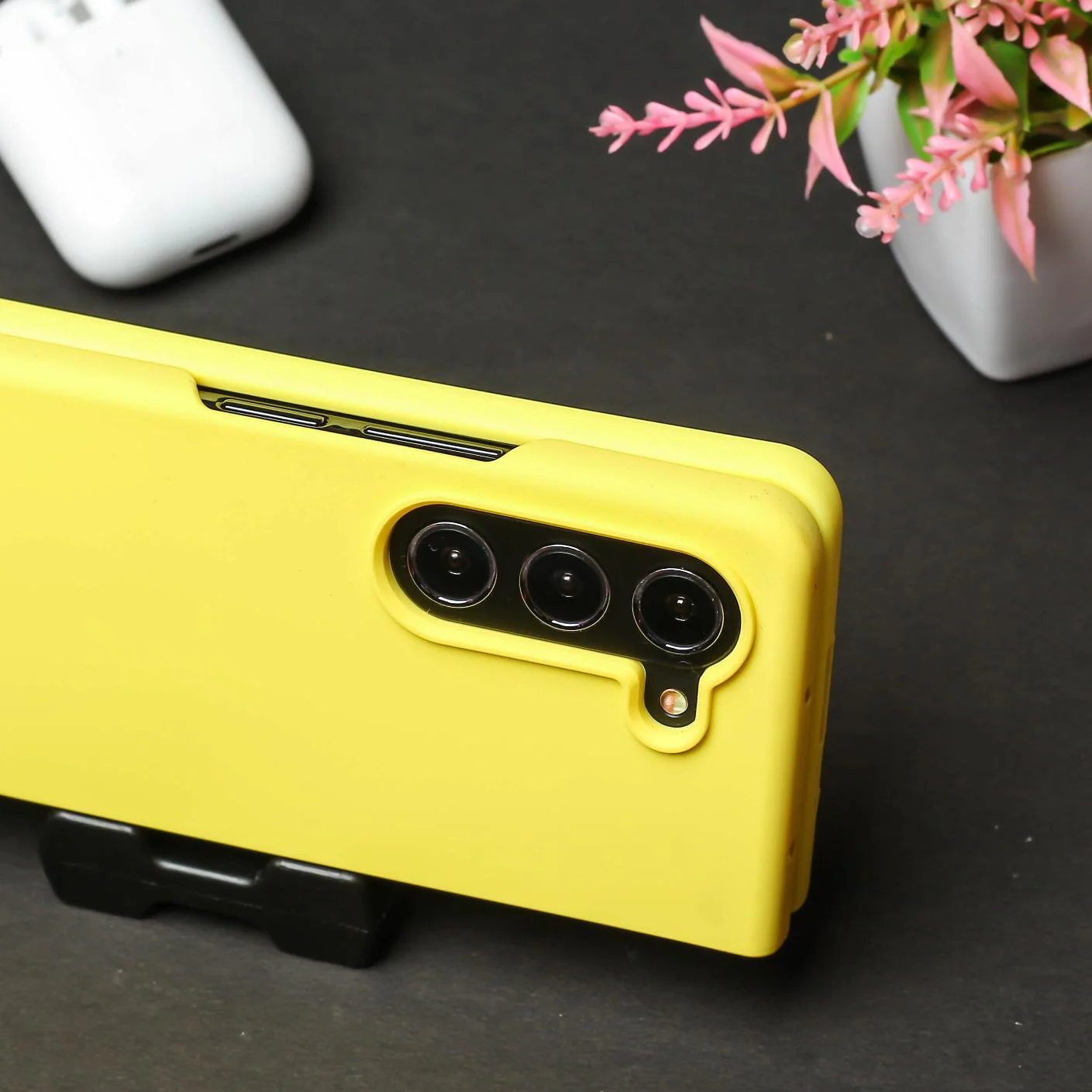Yellow Original Silicone case for Samsung Z Fold 6 5G - Image 3
